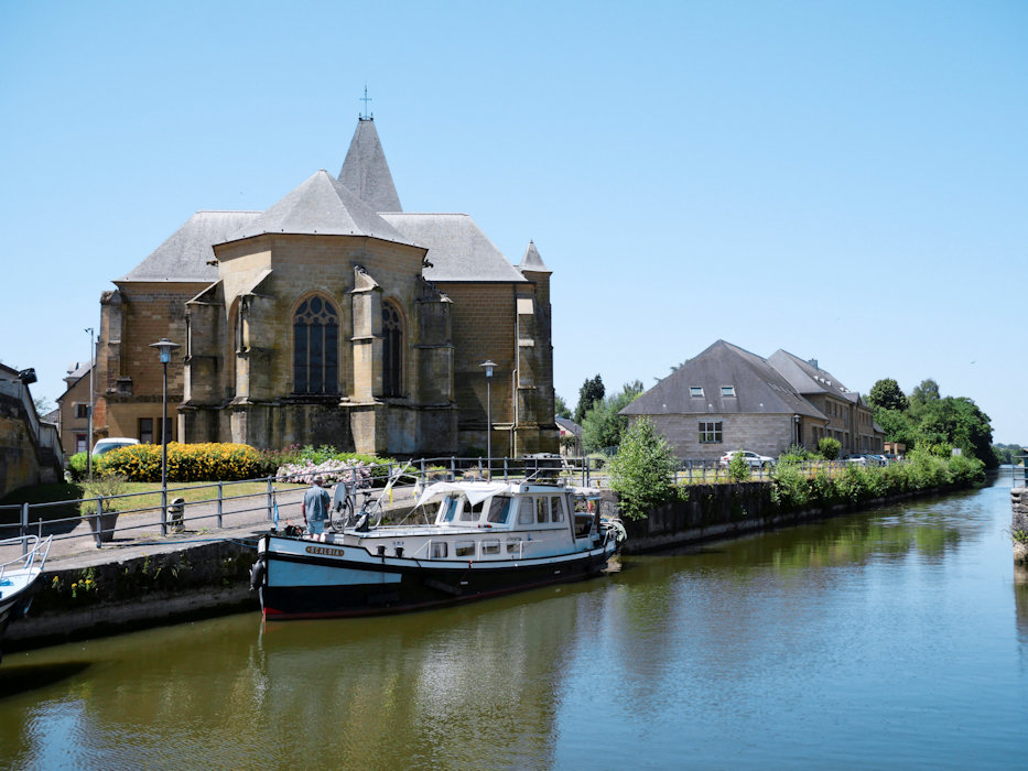 ship and church in bairon