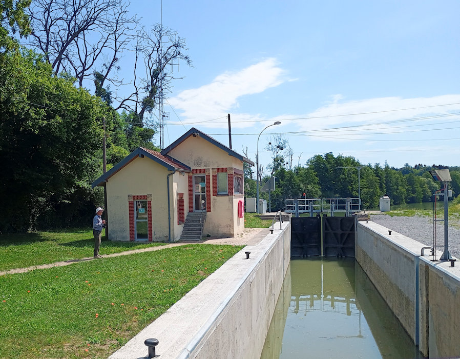 Lock 27 at Rilly-sur-Aisne