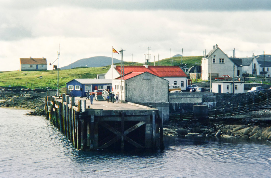 hebrides 1980 north-uist; arrival at lochmaddy pier