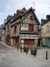 domfront-en-poiraie-1-au-bar-normand