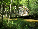 etang de pas bayard - solid wooden bridge crossing the oise?