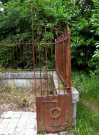 roundwalk a sainte honorine la guillaume (orne) 2009 - private cemetery la joasiere fence 