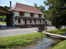 A walk around Royon 2 - Very nice house with art in the Crequoise
