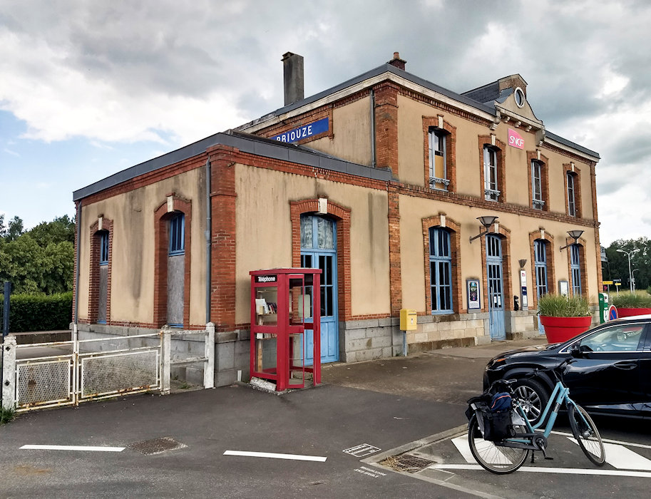 voie-verte-briouze-to-bagnoles-1-gare-de-briouze