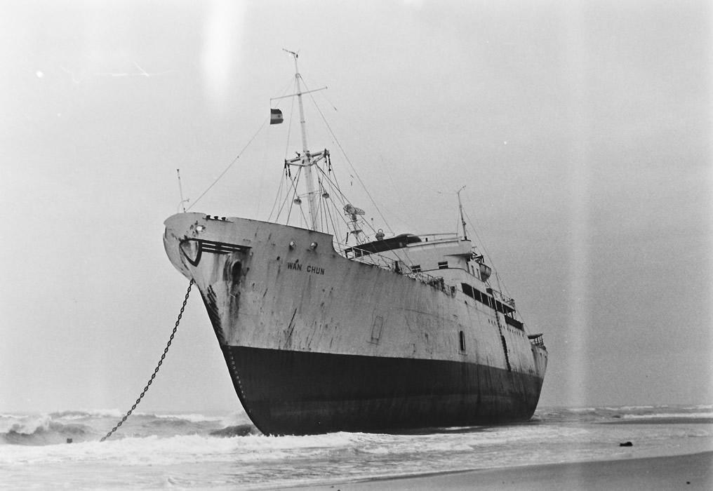 Freighter Wan Chun run aground in the Netherlands Nov 1972